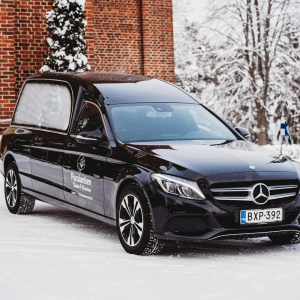 vainajan nouto Hämeenlinna-Riihimäki