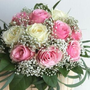 HEMPEÄ RUUSUINEN KIMPPU