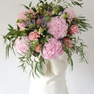 HORTENSIAN YSTÄVÄLLE KIMPPU, V.PUNAINEN